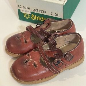 Vintage Stride Rite Girls Sz 2 Tatum Brown Mary Jane Shoes Leather Eyelet NEW
